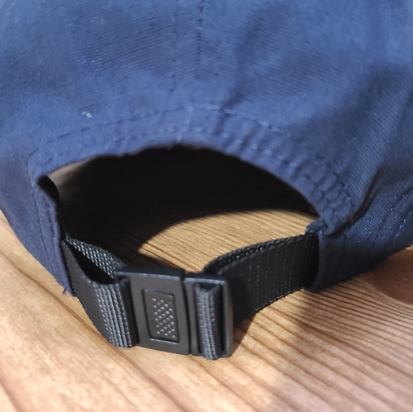 Beechfield adjustable strapback hat OSFM (NEW) - Picture 4 of 6